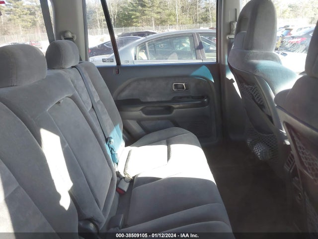 2005 HONDA PILOT EX VIN: 5FNYF18465B061764