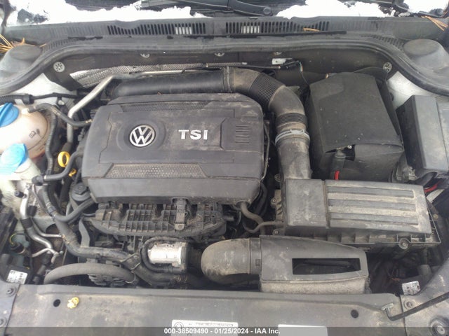 3VWD07AJ4FM211013 Volkswagen Jetta 1.8t Se