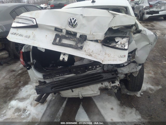 3VWD07AJ4FM211013 Volkswagen Jetta 1.8t Se