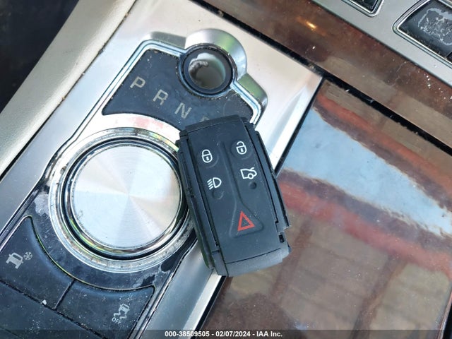 2012 JAGUAR XF SAJWA0FBXCLS37521 Photo 10