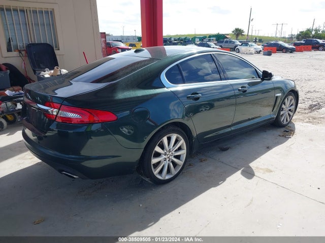 2012 JAGUAR XF SAJWA0FBXCLS37521 Photo 3
