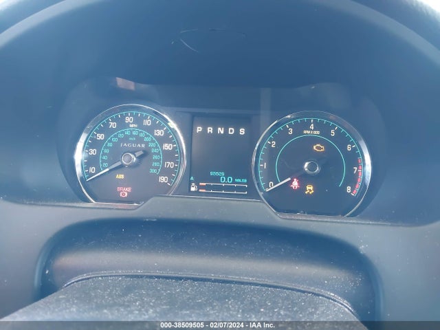 2012 JAGUAR XF SAJWA0FBXCLS37521 Photo 6