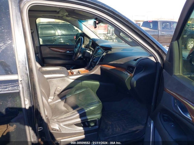 1GYS4HKJ7GR110240 Cadillac Escalade Esv Luxury Collection