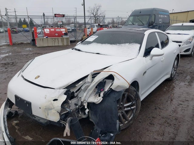 2011 PORSCHE PANAMERA WP0AA2A71BL021692 Photo 1