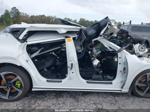 KIA Ev6 Gt 2023 KNDC5DLEXP5114405 Image 12