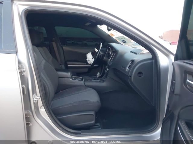 2C3CDXHG1JH157498 Dodge Charger Sxt Plus Rwd