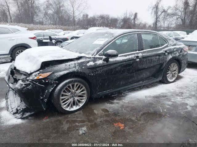 4T1B11HKXJU114174 Toyota CAMRY XLE