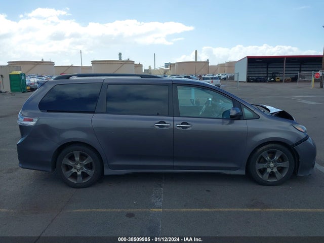 2015 TOYOTA SIENNA SE 8 PASSENGER/SE PREMIUM 8 PASSENGER VIN: 5TDXK3DC2FS661579
