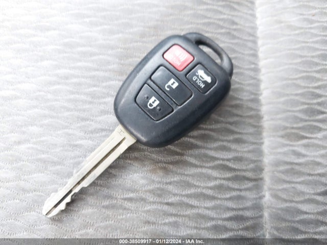 Toyota COROLLA LE 2016 5YFBURHE7GP489322 Image 11