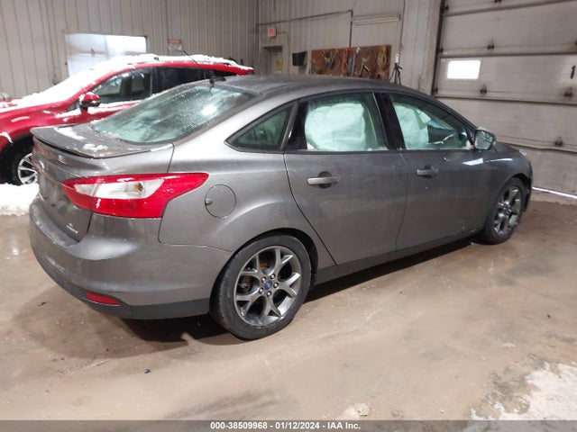 Ford FOCUS SE 2014 1FADP3F21EL216801 Image 4