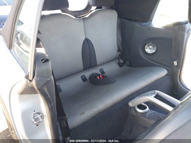 2006 MINI COOPER S WMWRH33586TK59669 Photo 7