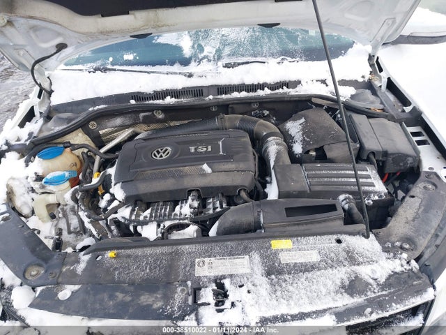 2015 VOLKSWAGEN JETTA 1.8T SE VIN: 3VWD17AJ5FM417180