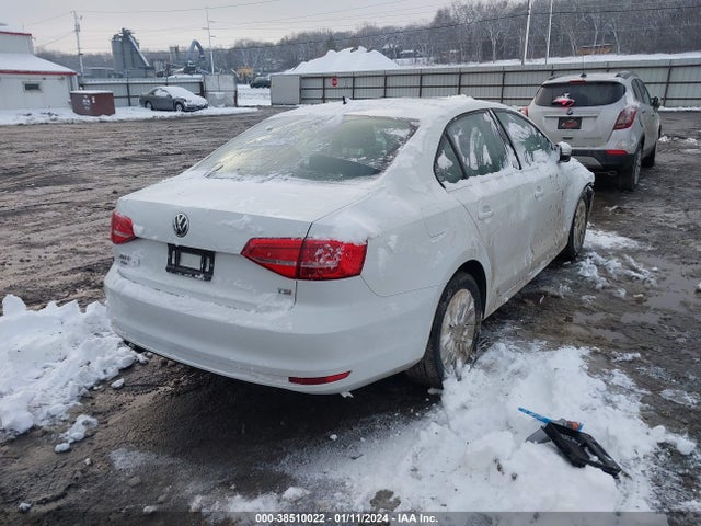 2015 VOLKSWAGEN JETTA 1.8T SE VIN: 3VWD17AJ5FM417180