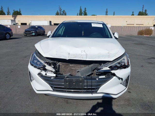 2019 HYUNDAI ELANTRA LIMITED VIN: 5NPD84LF3KH497147