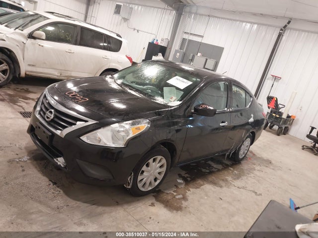 Nissan Versa 2016 3N1CN7AP1GL810045 Image 2