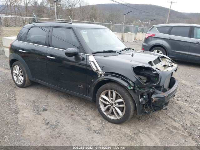 2011 MINI COOPER S COUNTRYMAN WMWZC5C5XBWL52566 Photo 0