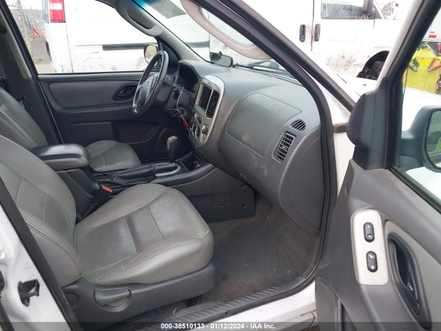 2007 FORD ESCAPE XLT/XLT SPORT VIN: 1FMCU03127KB98015