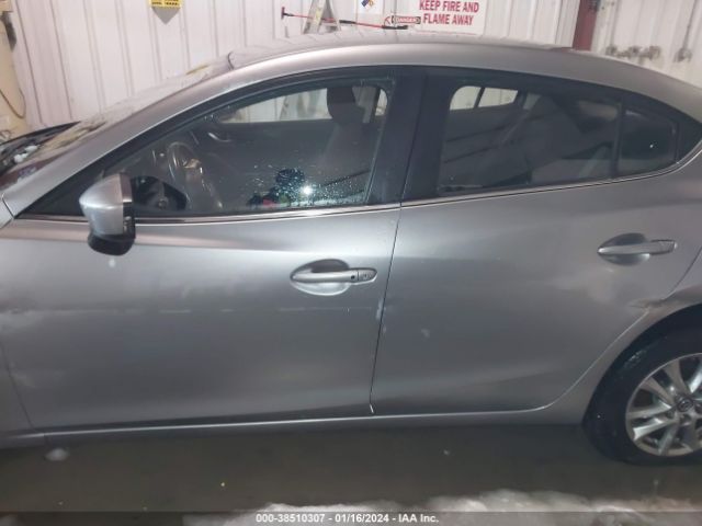 JM1BM1V71E1116933 Mazda Mazda3 I Touring