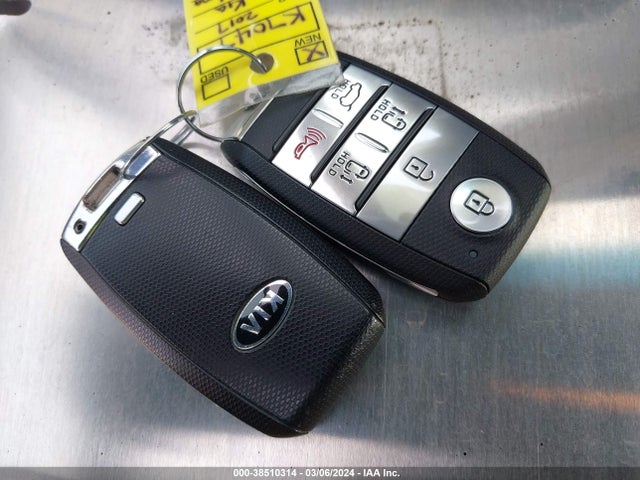 KIA SEDONA EX 2017 KNDMC5C17H6273181 Image 11