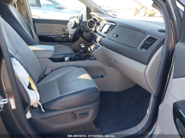 KIA SEDONA EX 2017 KNDMC5C17H6273181 Image 5