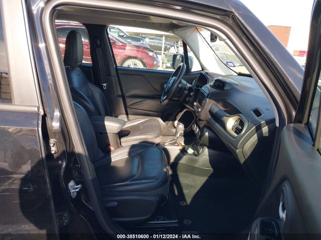 ZACCJADT6FPB93567 Jeep Renegade Limited