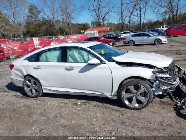 1HGCV2F97KA017182 Honda Accord Touring 2.0t