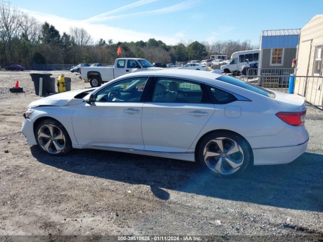 1HGCV2F97KA017182 Honda Accord Touring 2.0t