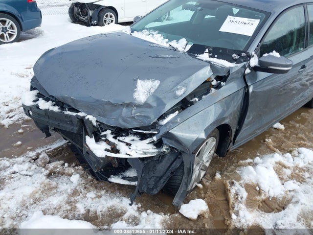 2011 VOLKSWAGEN JETTA 2.5L SE VIN: 3VWDX7AJ1BM320616