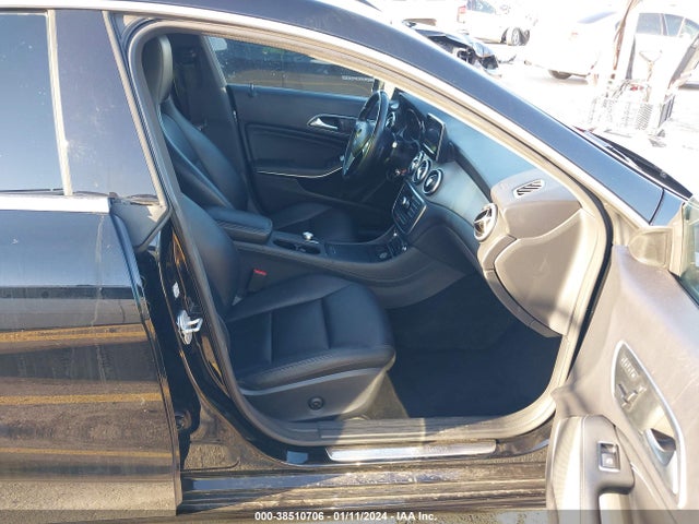 Mercedes-Benz CLA 250 2014 WDDSJ4EB5EN158891 Image 5