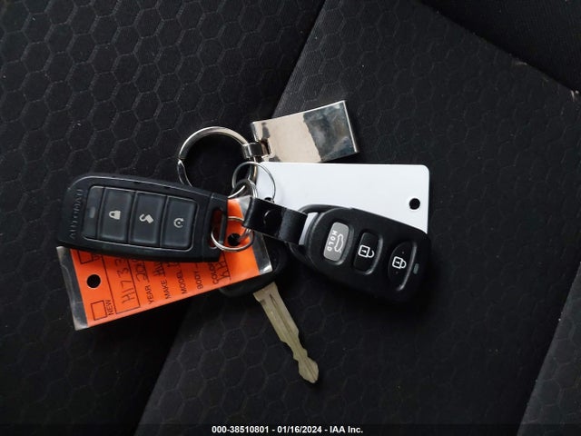 Hyundai ELANTRA SE 2019 5NPD74LF7KH406691 Image 11