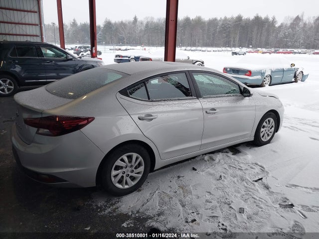 Hyundai ELANTRA SE 2019 5NPD74LF7KH406691 Image 4