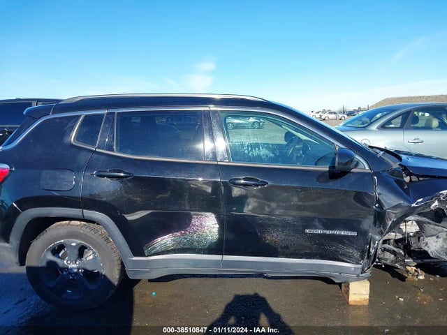 Jeep Compass Latitude Fwd 2018 3C4NJCBB3JT377073 Image 13