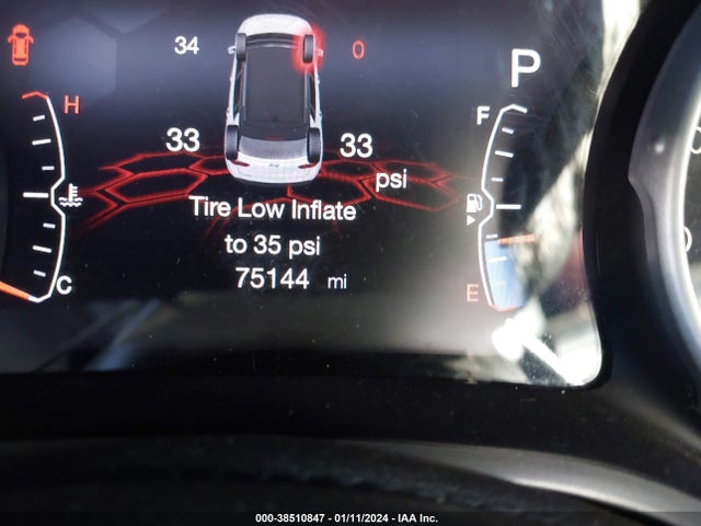 Jeep Compass Latitude Fwd 2018 3C4NJCBB3JT377073 Image 15