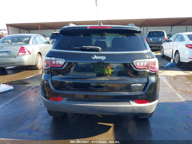 Jeep Compass Latitude Fwd 2018 3C4NJCBB3JT377073 Image 16