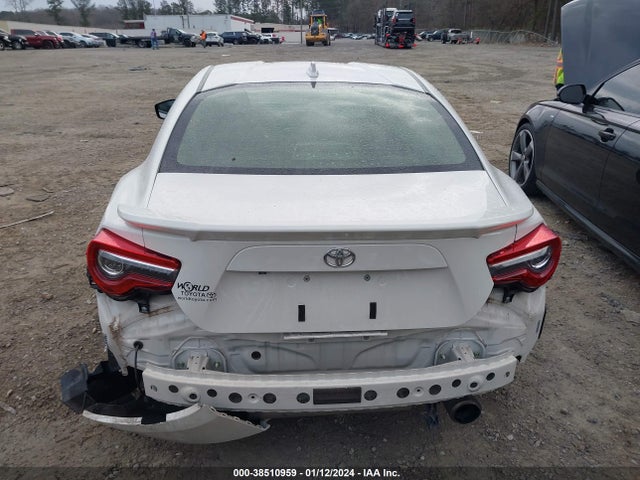 Toyota 86 2017 JF1ZNAA17H9709737 Image 16