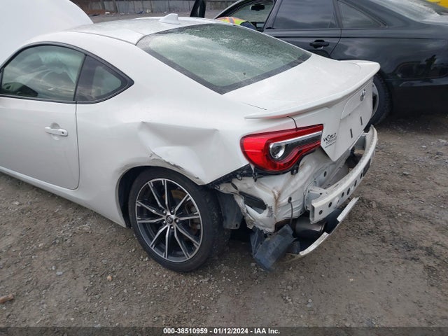 Toyota 86 2017 JF1ZNAA17H9709737 Image 6