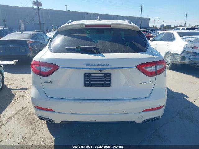 ZN661YUS3JX303573 Maserati Levante S Gransport
