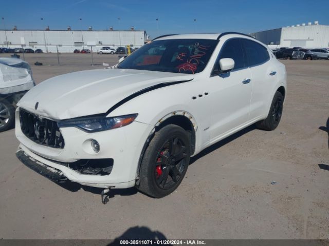 ZN661YUS3JX303573 Maserati Levante S Gransport