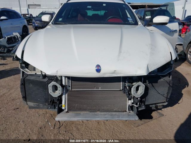 ZN661YUS3JX303573 Maserati Levante S Gransport