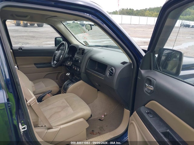 1C4NJPBB3FD429998 Jeep Patriot Sport