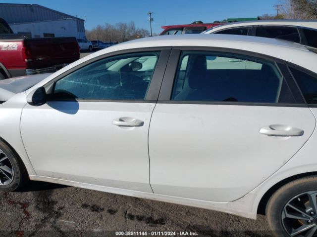 3KPF24AD7PE541030 KIA Forte Lxs