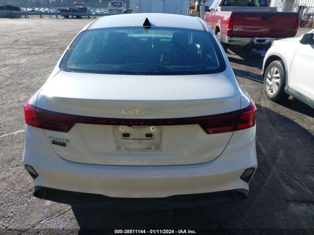 3KPF24AD7PE541030 KIA Forte Lxs