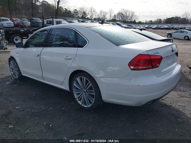1VWBT7A35EC119036 Volkswagen Passat 1.8t Sport