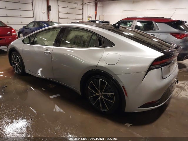 Toyota Prius Xle Awd-e 2023 JTDADABU5P3006397 Image 3