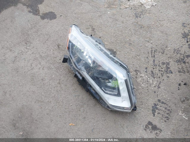 Nissan ROGUE SV 2018 JN8AT2MV2JW302146 Image 12