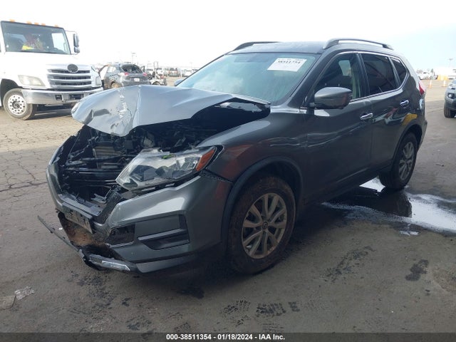 Nissan ROGUE SV 2018 JN8AT2MV2JW302146 Image 2