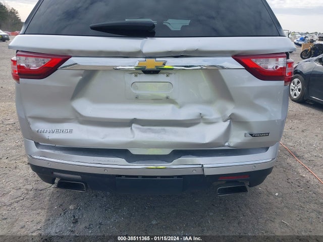 Chevrolet Traverse Premier 2018 1GNERKKW0JJ104385 Image 6