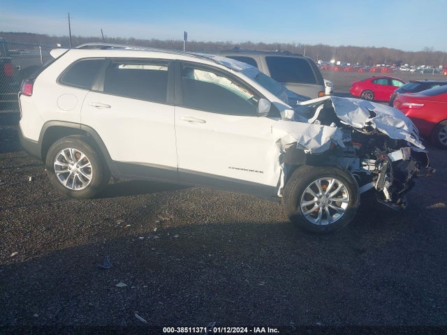 1C4PJMCB8LD585200 Jeep Cherokee Latitude 4x4