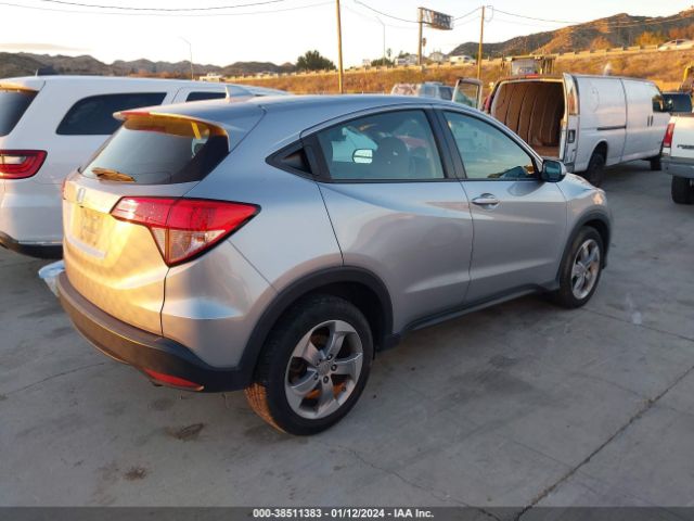 3CZRU5H35JM716862 Honda HR-V LX