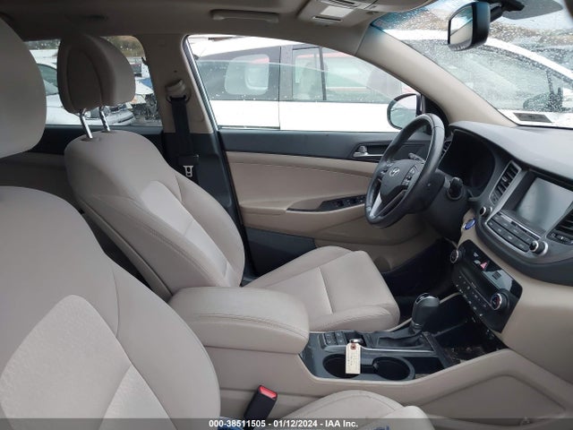 Hyundai Tucson Value 2018 KM8J3CA2XJU627534 Image 5